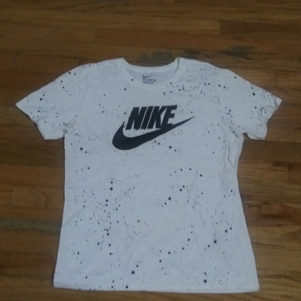 Nike T shirt